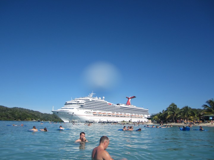 Maintain your weight on&nbsp;vacation!!