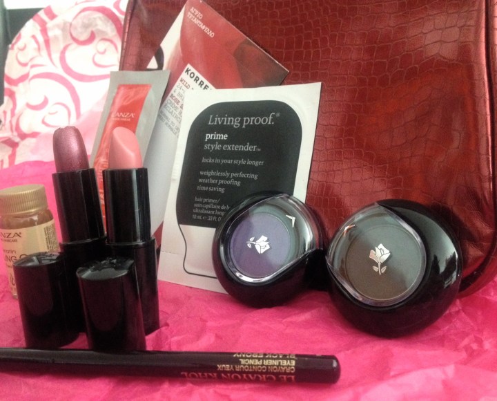 Lady Code’s Holiday&nbsp;Giveaway!