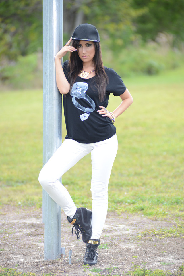 how wear white pants outfit wardrobe ladycode lisa opie 