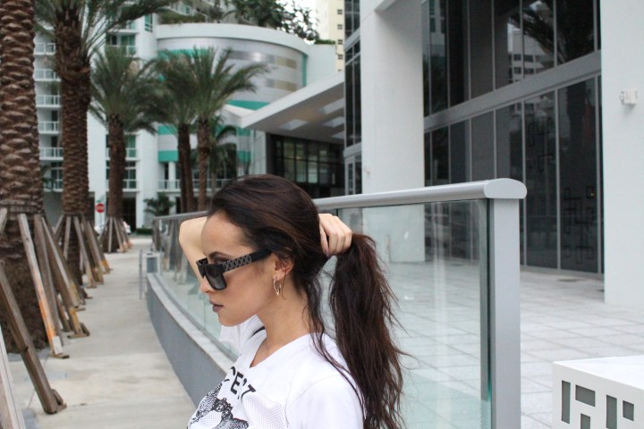 lisa opie style earrings forever 21 kylie jenner style blog get the look 2015 edgy mac lipstrick whirl mac lipstock stone