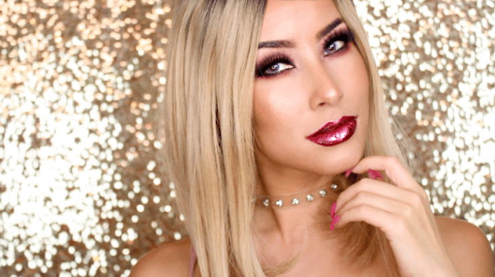 red-glitter-lips-holiday-2016