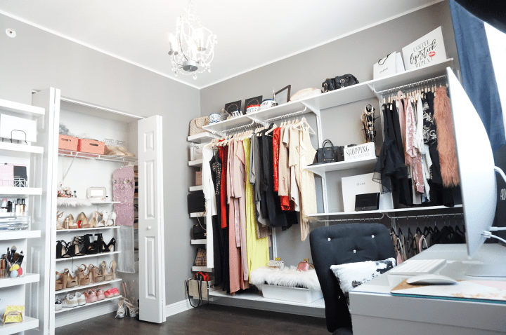 BEAUTY ROOM//CLOSET TOUR&nbsp;2017!