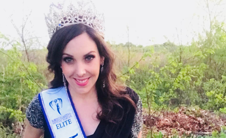 MEET ELITE MISS RHODE ISLAND EARTH 2018: LAURA&nbsp;BARLOW